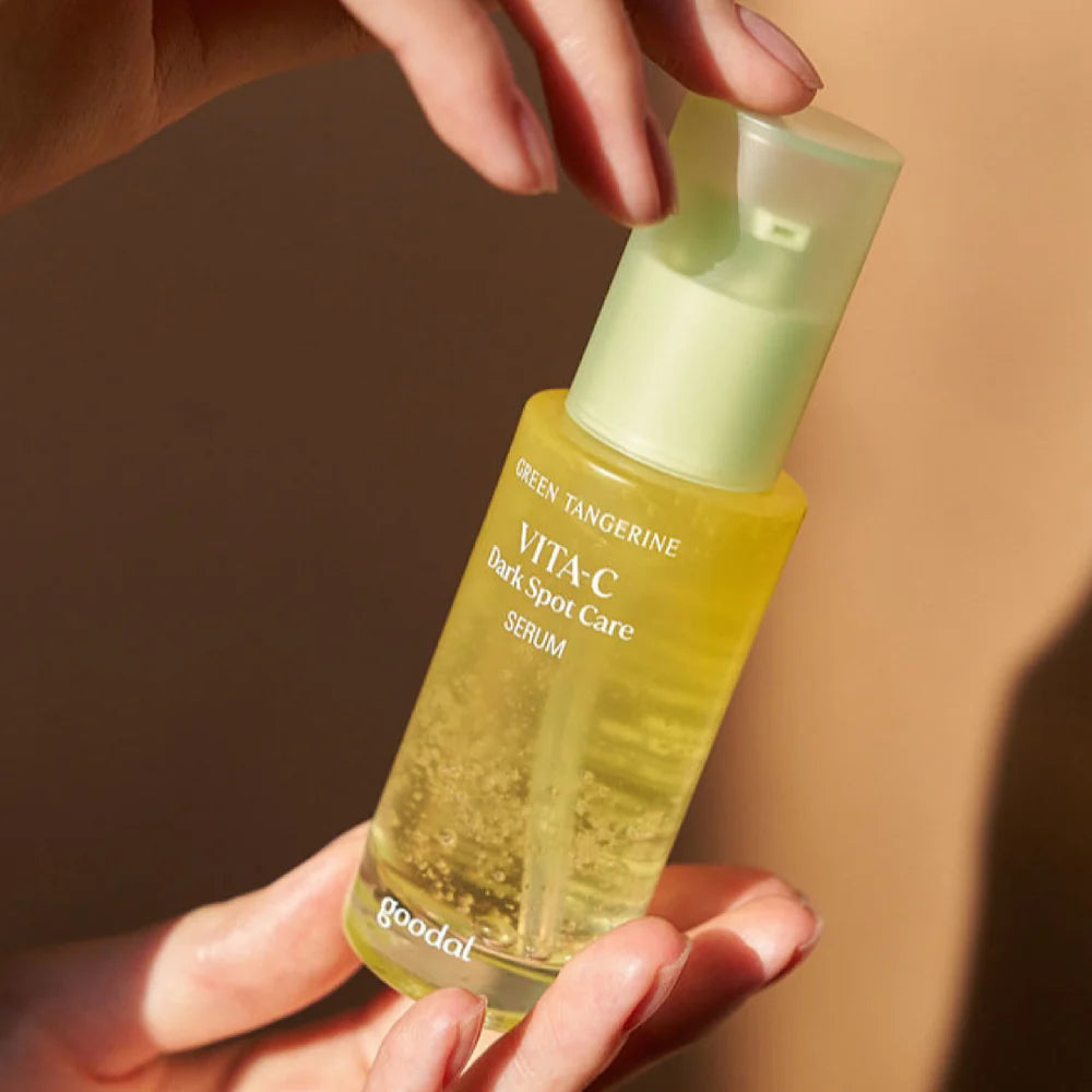 Goodal Green Tangerine Vita C Dark Spot Serum - šviesinantis odos serumas su vitaminu C