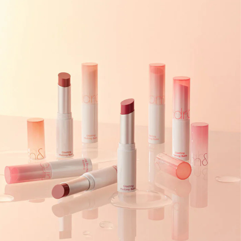 ROMAND Glasting Melting Balm - drėkinamasis lūpų balzamas su spalva