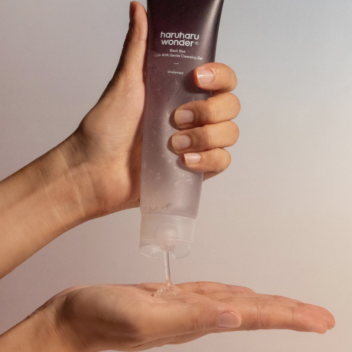 Haruharu Wonder	Black Rice Triple AHA Gentle Cleansing Gel - rūgštinis veido prausiklis